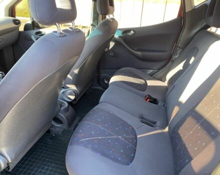 Красный Мерседес А класс, объемом двигателя 1.4 л и пробегом 188 тыс. км за 3600 $, фото 7 на Automoto.ua