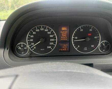 Мерседес А класс 2005 в Костополе на Automoto.ua Красный Мерседес А класс, объемом двигателя 2 л и пробегом 250 тыс. км за 2800 $, фото 4 на Automoto.ua
