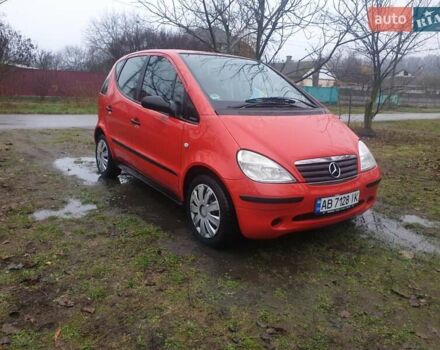 Красный Мерседес А класс, объемом двигателя 1.4 л и пробегом 148 тыс. км за 3500 $, фото 1 на Automoto.ua