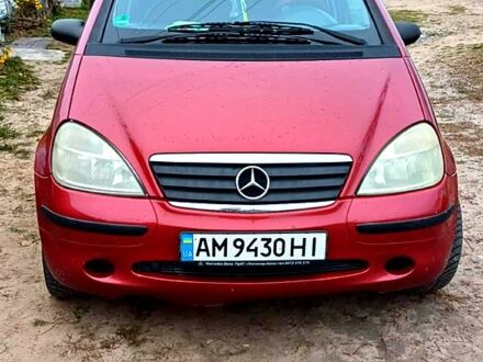 Красный Мерседес А класс, объемом двигателя 1.7 л и пробегом 240 тыс. км за 3450 $, фото 1 на Automoto.ua