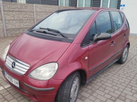Мерседес А клас 2000 у Кривому Розі на Automoto.ua Червоний Мерседес А клас, об'ємом двигуна 1.4 л та пробігом 220 тис. км за 4100 $, фото 1 на Automoto.ua