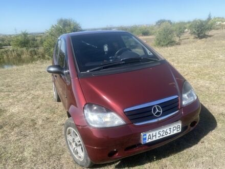 Мерседес А класс 2000 в Славянске на Automoto.ua Красный Мерседес А класс, объемом двигателя 1.9 л и пробегом 280 тыс. км за 4500 $, фото 1 на Automoto.ua