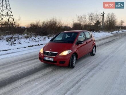 Червоний Мерседес А клас, об'ємом двигуна 2.04 л та пробігом 191 тис. км за 3800 $, фото 1 на Automoto.ua