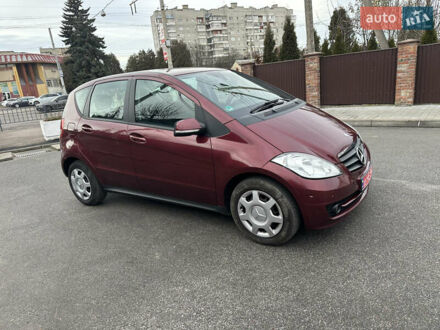 Красный Мерседес А класс, объемом двигателя 1.7 л и пробегом 204 тыс. км за 6800 $, фото 1 на Automoto.ua