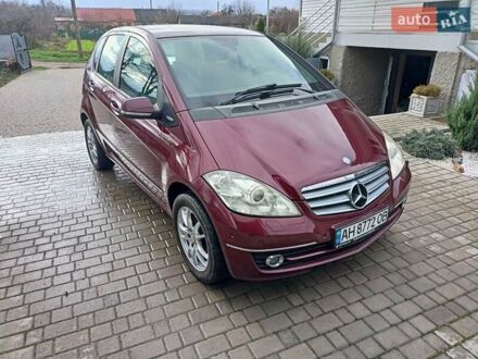 Червоний Мерседес А клас, об'ємом двигуна 1.7 л та пробігом 156 тис. км за 6300 $, фото 1 на Automoto.ua