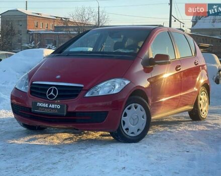 Красный Мерседес А класс, объемом двигателя 1.6 л и пробегом 203 тыс. км за 6500 $, фото 1 на Automoto.ua