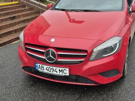 Червоний Мерседес А клас, об'ємом двигуна 1.6 л та пробігом 130 тис. км за 15600 $, фото 1 на Automoto.ua