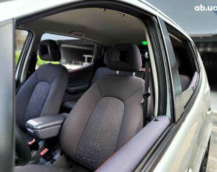 Мерседес А класс, объемом двигателя 1.7 л и пробегом 257 тыс. км за 3990 $, фото 3 на Automoto.ua