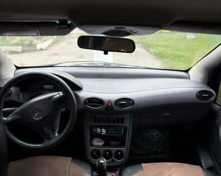 Мерседес А класс, объемом двигателя 1.7 л и пробегом 290 тыс. км за 3700 $, фото 7 на Automoto.ua