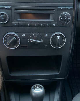 Мерседес А класс, объемом двигателя 1.5 л и пробегом 145 тыс. км за 5700 $, фото 7 на Automoto.ua