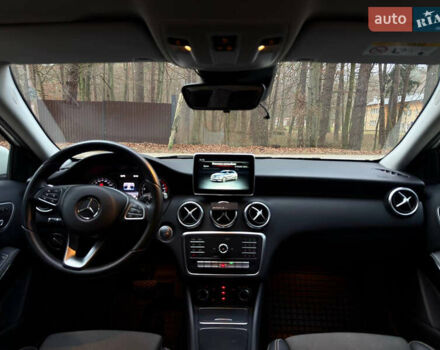 Мерседес А класс, объемом двигателя 1.6 л и пробегом 50 тыс. км за 18500 $, фото 11 на Automoto.ua