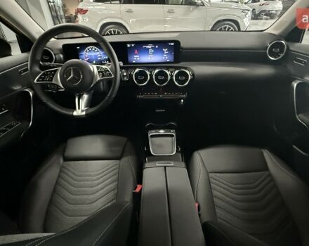 купить новое авто Мерседес А класс 2023 года от официального дилера ТОВ «Автомобильний Дім Укравто Україна-Мерседес Бенц» Мерседес фото