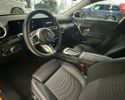 купить новое авто Мерседес А класс 2023 года от официального дилера ТОВ «Автомобильний Дім Укравто Україна-Мерседес Бенц» Мерседес фото
