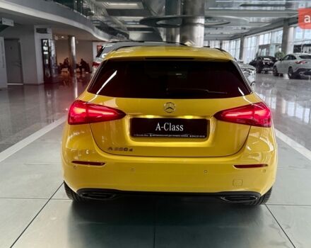 купити нове авто Мерседес А клас 2023 року від офіційного дилера ТОВ «Автомобильний Дім Укравто Україна-Мерседес Бенц» Мерседес фото