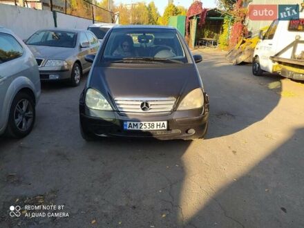 Мерседес А класс 1998 в Житомире на Automoto.ua Мерседес А класс, объемом двигателя 1.7 л и пробегом 360 тыс. км за 3772 $, фото 1 на Automoto.ua