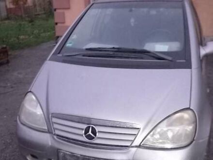 Мерседес А класс 1998 в Борисполе на Automoto.ua Мерседес А класс, объемом двигателя 1.6 л и пробегом 200 тыс. км за 1447 $, фото 1 на Automoto.ua