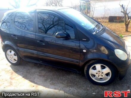 Мерседес А класс 2001 в Баштанке на Automoto.ua Мерседес А класс, объемом двигателя 1.7 л и пробегом 252 тыс. км за 1800 $, фото 1 на Automoto.ua