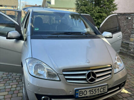 Мерседес А класс 2011 в Чортков на Automoto.ua Мерседес А класс, объемом двигателя 1.99 л и пробегом 155 тыс. км за 8000 $, фото 1 на Automoto.ua