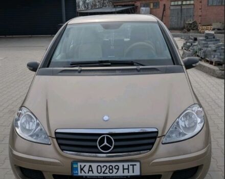 Желтый Мерседес А класс, объемом двигателя 1.7 л и пробегом 200 тыс. км за 4700 $, фото 1 на Automoto.ua