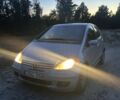 Сірий Мерседес А клас, об'ємом двигуна 2 л та пробігом 300 тис. км за 1966 $, фото 1 на Automoto.ua