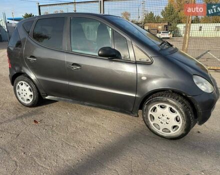 Сірий Мерседес А клас, об'ємом двигуна 1.4 л та пробігом 280 тис. км за 2500 $, фото 5 на Automoto.ua