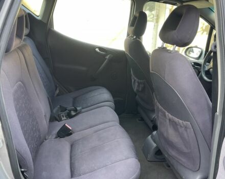 Серый Мерседес А класс, объемом двигателя 1.7 л и пробегом 3 тыс. км за 1000 $, фото 5 на Automoto.ua