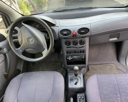 Серый Мерседес А класс, объемом двигателя 1.7 л и пробегом 3 тыс. км за 1000 $, фото 7 на Automoto.ua