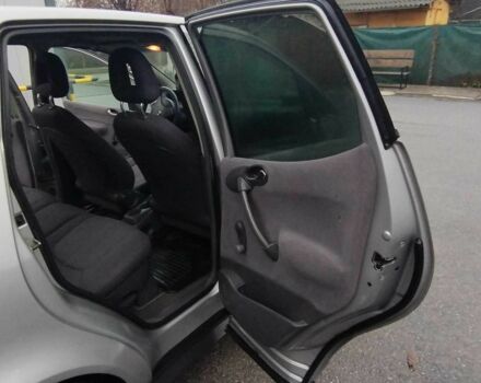 Сірий Мерседес А клас, об'ємом двигуна 1.4 л та пробігом 304 тис. км за 900 $, фото 5 на Automoto.ua