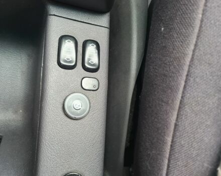 Серый Мерседес А класс, объемом двигателя 1.6 л и пробегом 237 тыс. км за 3100 $, фото 5 на Automoto.ua