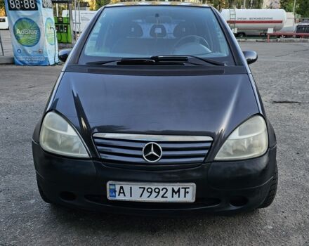 Серый Мерседес А класс, объемом двигателя 1.6 л и пробегом 176 тыс. км за 2100 $, фото 1 на Automoto.ua