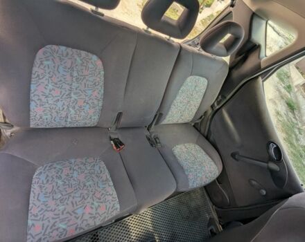 Серый Мерседес А класс, объемом двигателя 1.4 л и пробегом 200 тыс. км за 2500 $, фото 10 на Automoto.ua