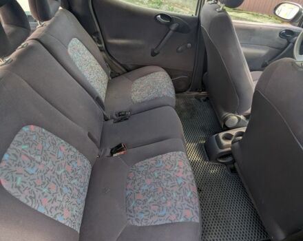 Серый Мерседес А класс, объемом двигателя 1.4 л и пробегом 200 тыс. км за 2500 $, фото 7 на Automoto.ua