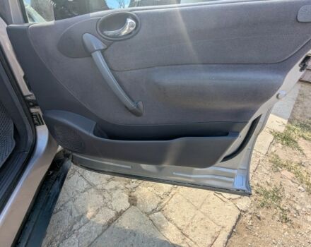 Серый Мерседес А класс, объемом двигателя 1.4 л и пробегом 200 тыс. км за 2500 $, фото 11 на Automoto.ua