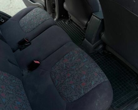 Серый Мерседес А класс, объемом двигателя 1.6 л и пробегом 260 тыс. км за 2300 $, фото 7 на Automoto.ua