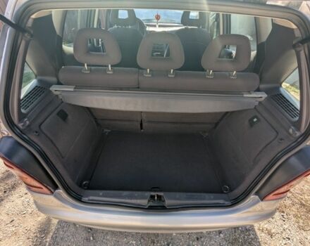 Серый Мерседес А класс, объемом двигателя 1.4 л и пробегом 200 тыс. км за 2500 $, фото 6 на Automoto.ua