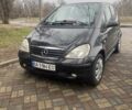 Серый Мерседес А класс, объемом двигателя 1.69 л и пробегом 268 тыс. км за 3350 $, фото 1 на Automoto.ua