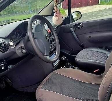 Мерседес А класс 1998 в Ровно на Automoto.ua Серый Мерседес А класс, объемом двигателя 1.4 л и пробегом 322 тыс. км за 2300 $, фото 3 на Automoto.ua