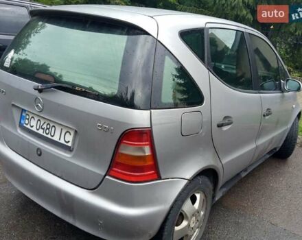 Мерседес А класс 1998 в Самборе на Automoto.ua Серый Мерседес А класс, объемом двигателя 1.69 л и пробегом 270 тыс. км за 2700 $, фото 2 на Automoto.ua