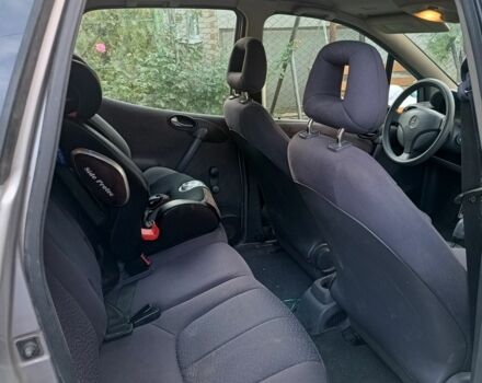 Мерседес А класс 1999 в Запорожье на Automoto.ua Серый Мерседес А класс, объемом двигателя 1.6 л и пробегом 180 тыс. км за 4000 $, фото 4 на Automoto.ua