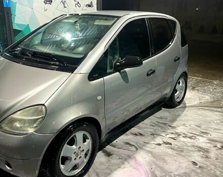 Сірий Мерседес А клас, об'ємом двигуна 1.4 л та пробігом 230 тис. км за 2850 $, фото 1 на Automoto.ua