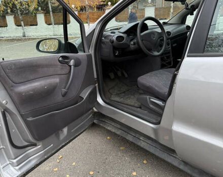 Серый Мерседес А класс, объемом двигателя 1.7 л и пробегом 300 тыс. км за 2600 $, фото 7 на Automoto.ua