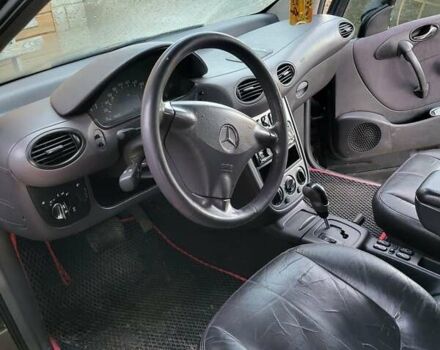 Мерседес А класс 1999 в Калуше на Automoto.ua Серый Мерседес А класс, объемом двигателя 1.7 л и пробегом 356 тыс. км за 2950 $, фото 5 на Automoto.ua