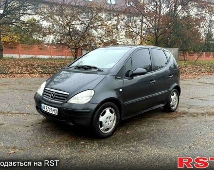 Серый Мерседес А класс, объемом двигателя 1.4 л и пробегом 230 тыс. км за 2950 $, фото 2 на Automoto.ua