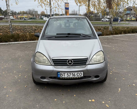 Серый Мерседес А класс, объемом двигателя 1.7 л и пробегом 300 тыс. км за 2600 $, фото 4 на Automoto.ua