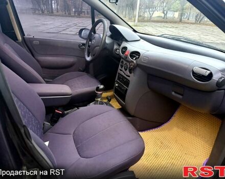 Серый Мерседес А класс, объемом двигателя 1.4 л и пробегом 230 тыс. км за 2950 $, фото 4 на Automoto.ua