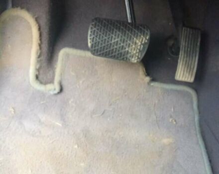 Сірий Мерседес А клас, об'ємом двигуна 1.6 л та пробігом 226 тис. км за 2150 $, фото 4 на Automoto.ua