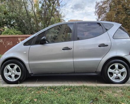 Мерседес А класс 1999 в Полтаве на Automoto.ua Серый Мерседес А класс, объемом двигателя 1.7 л и пробегом 257 тыс. км за 3800 $, фото 3 на Automoto.ua