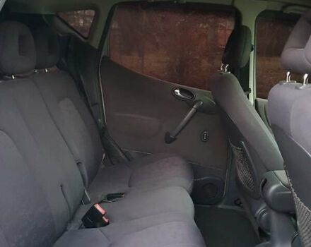 Сірий Мерседес А клас, об'ємом двигуна 1.7 л та пробігом 280 тис. км за 2750 $, фото 27 на Automoto.ua