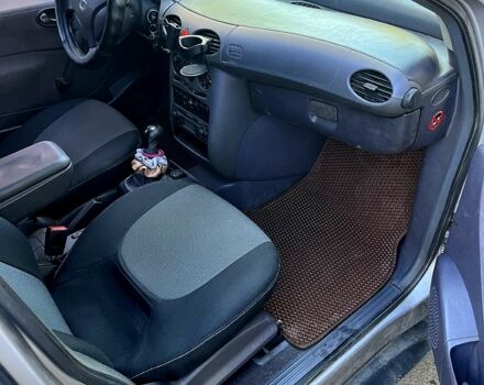 Серый Мерседес А класс, объемом двигателя 1.7 л и пробегом 390 тыс. км за 3000 $, фото 7 на Automoto.ua