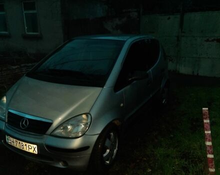 Сірий Мерседес А клас, об'ємом двигуна 1.7 л та пробігом 259 тис. км за 3350 $, фото 1 на Automoto.ua